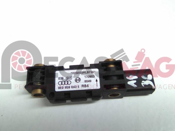 Sensor de impacto AUDI A3 (8P1) 2004 8E0959643E