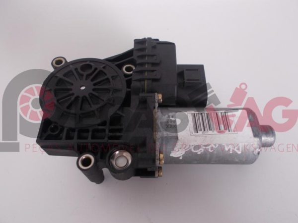 Motor do vidro frente esquerdo AUDI A4 (8D2, B5) 2000 8D0959801F