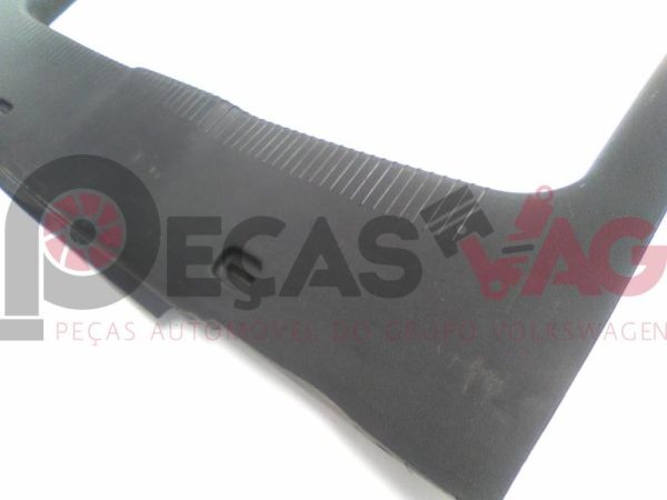 Forra da mala VW GOLF IV 2003 1J6863459C preto - Image 3