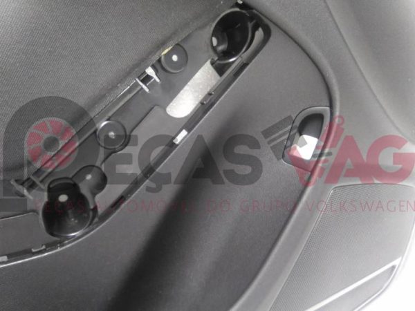 Quartela frente esquerda AUDI A4 (8K2, B8) 2011 8K1867105 preto - Image 2