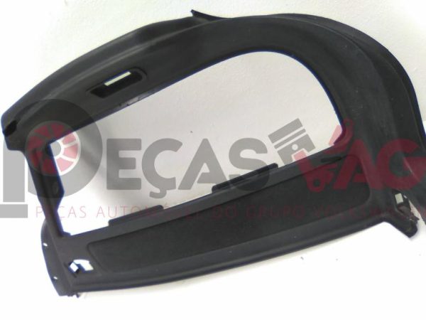 Forra Lateral da mala direita AUDI A3 (8L1) 2002 8L3863880A preto