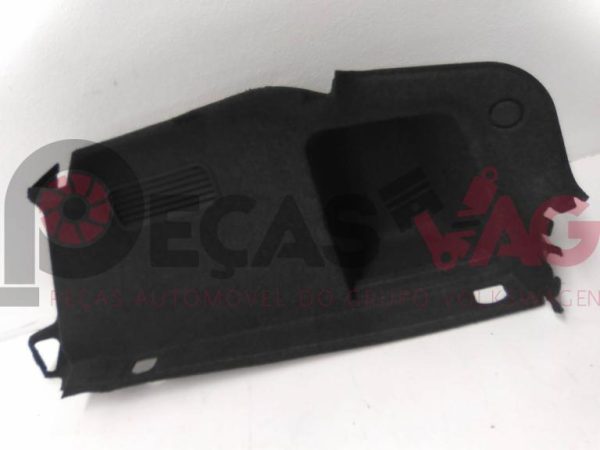 Forra Lateral da mala direita AUDI A4 (8E2, B6) 2004 8E5863888A preto