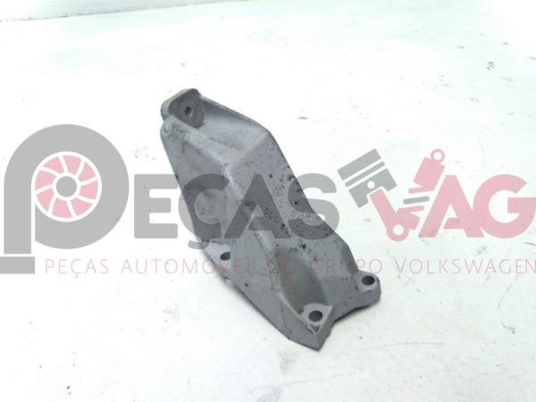 Apoio de motor AUDI A4 (8E2, B6) 8D0199307L