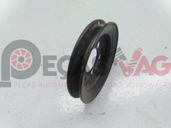 Polie da bomba de direcção assistida VW PASSAT (3B2) 1.9 TDI 1999 058145255D - Image 2
