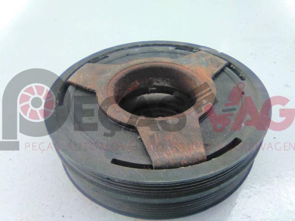 Polie cambota AUDI A6 (4B2, C5) 2.5 TDI 2007 059105251M