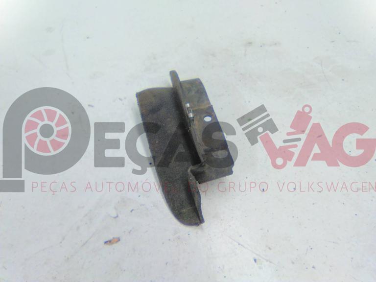 Guia de parachoques AUDI A4 (8E2, B6) 1.9 TDI 8E0853833 - Image 4