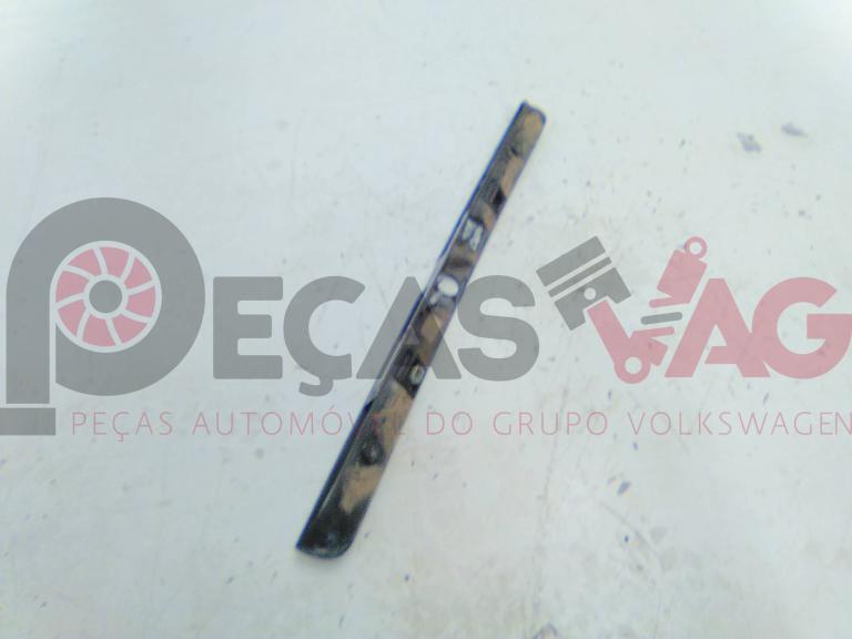 Puxador da mala AUDI A4 CABRIOLET 2.0 TDI 8D5827576B - Image 4
